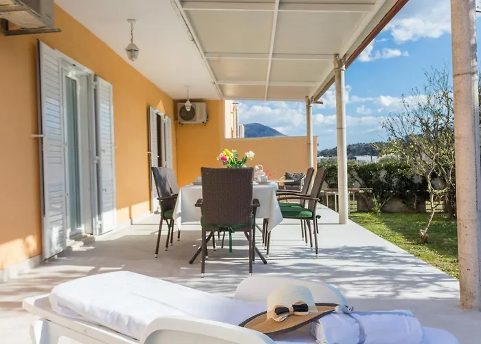 župa 公寓 米利尼